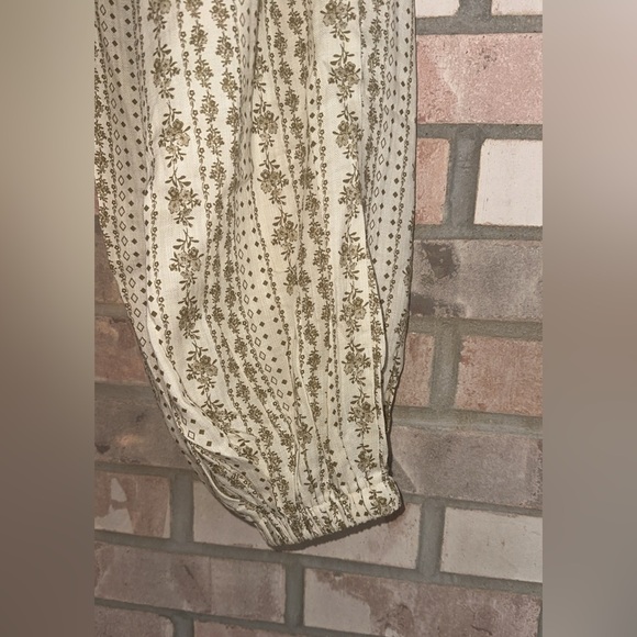 POL Floral Boho Jogger Pants Women’s Small NWT - Picture 5 of 6